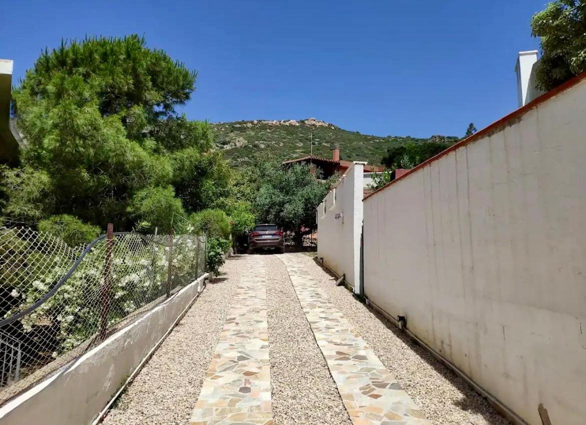 Villa Vittoria Solanas  Exterior photo